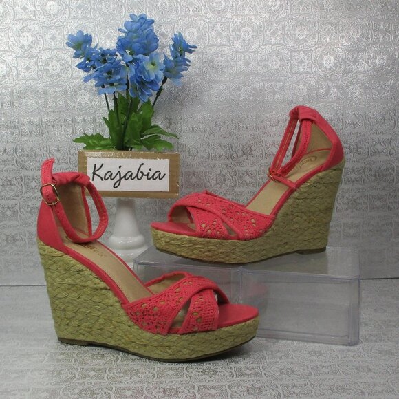 CANDIE’S Wedges. Size 8.5 - Picture 1 of 7